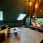Les Cles Des Remparts - Prive A Theme Equipe - Atypique - Centre - Gare - Haras - Parking Public Gratuit - Entree Autonome - Wifi - Netflix - Tv Xxl - Lit 160x200 Appartement