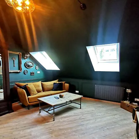Apartment Les Cles Des Remparts - Prive A Theme Equipe - Atypique - Centre - Gare - Haras - Parking Public Gratuit - Entree Autonome - Wifi - Netflix - Tv Xxl - Lit 160x200