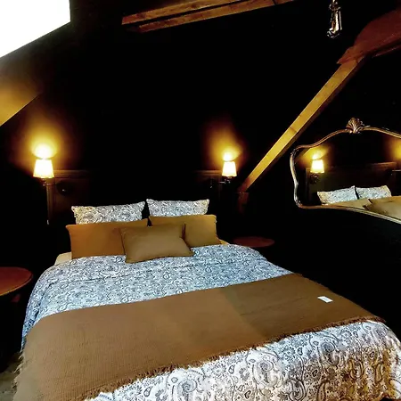 Les Cles Des Remparts - Prive A Theme Equipe - Atypique - Centre - Gare - Haras - Parking Public Gratuit - Entree Autonome - Wifi - Netflix - Tv Xxl - Lit 160x200 * Saint-Lô