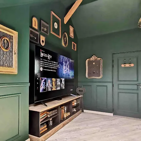 Les Cles Des Remparts - Privé à Thème équipé - Atypique - Centre Saint-lô - Gare - Haras - Parking Public Gratuit - Entrée Autonome - Wifi - Netflix - Tv Xxl - Lit 160x200 Appartamento *