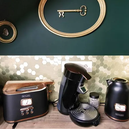 Les Cles Des Remparts - Prive A Theme Equipe - Atypique - Centre - Gare - Haras - Parking Public Gratuit - Entree Autonome - Wifi - Netflix - Tv Xxl - Lit 160x200 Lejlighed